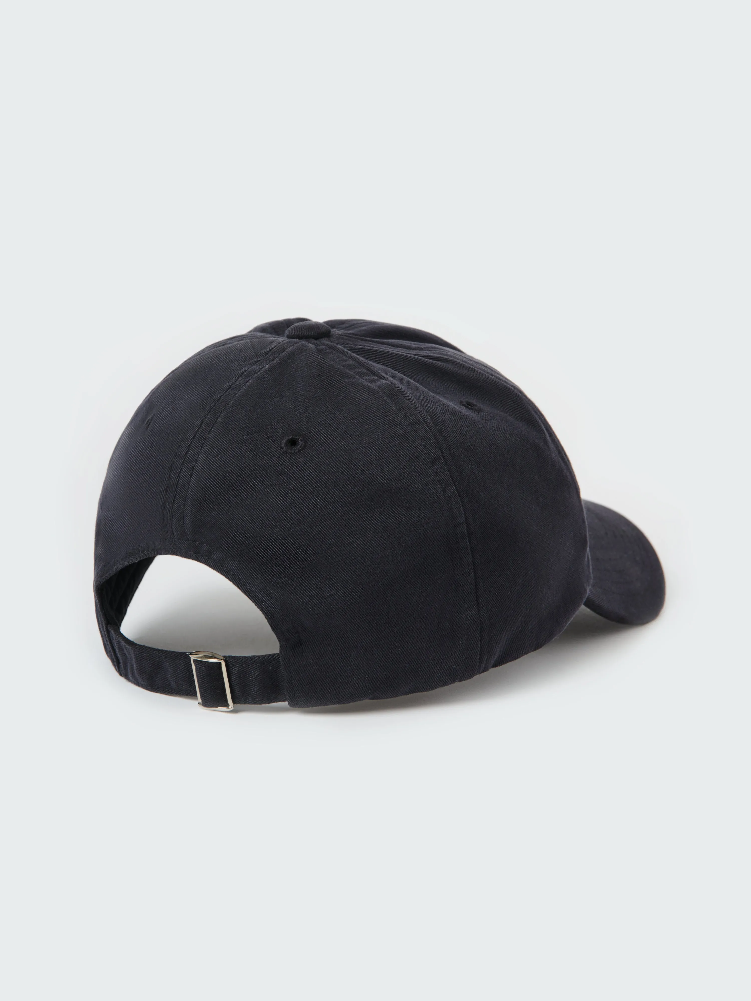 Logo Cap in Darkest Navy