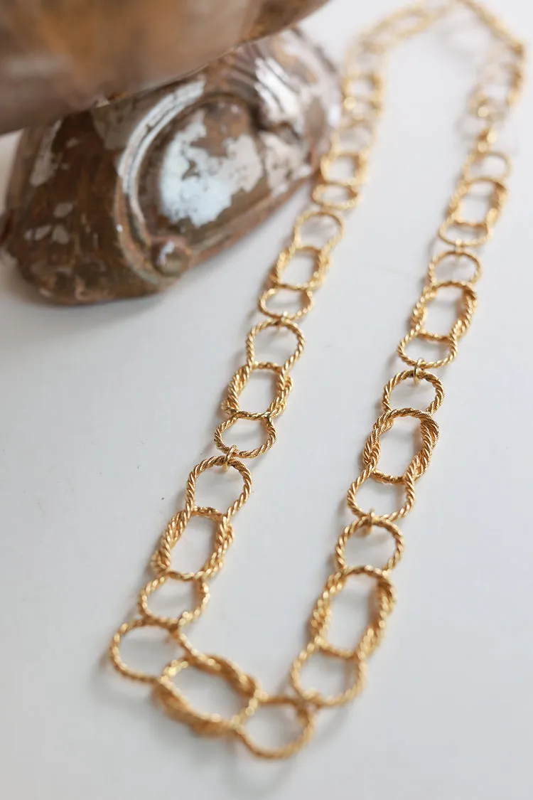 Vintage Gold Loop Chain Necklace